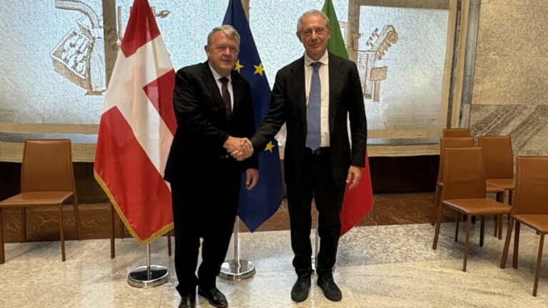 Italia-Danimarca: Urso incontra Ministro Rasmussen su politiche industriali Ue, investimenti e AI Hub per l’Africa
