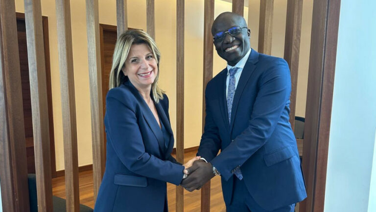 Missione del Sottosegretario Bergamotto in Kenya, focus su AI hub, cooperazione digitale e infrastrutture