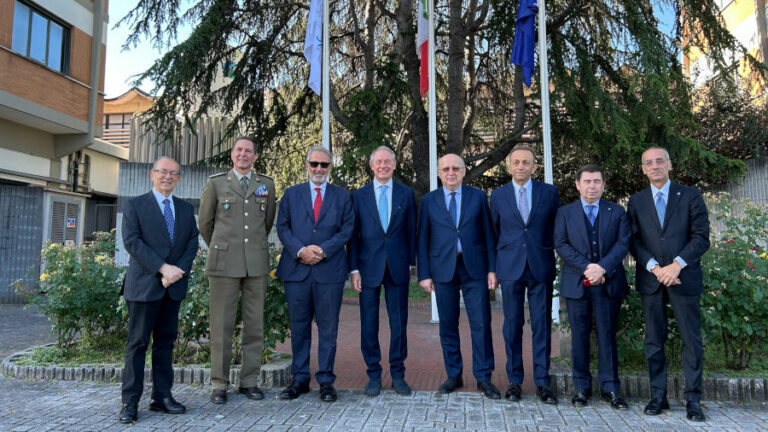 Spazio: Urso con Kubilius, visita Thales Alenia, Telespazio e Avio