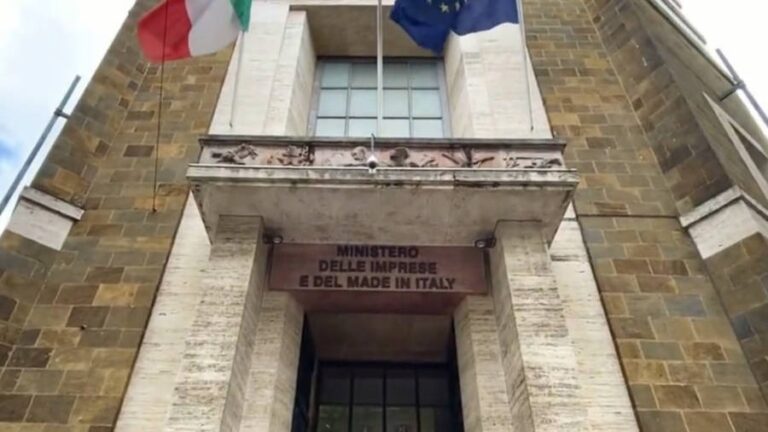 Venator: Mimit, avviato percorso di reindustrializzazione con tutela dei lavoratori