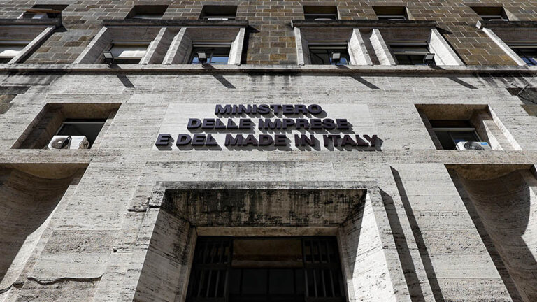 Ex Ilva: aggiornato bando di gara