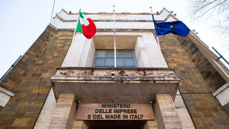 Mimit: esaurite le risorse Transizione 5