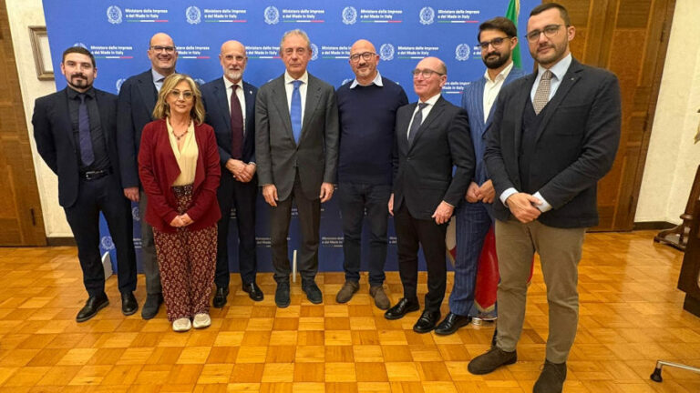 Mimit, Urso incontra i Distretti del Marmo di Verona e di Sicilia, “Filiera marmifera eccellenza manifatturiera italiana”