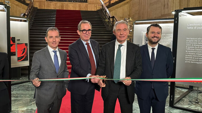 Mimit inaugurata la mostra Sguardi d’impresa