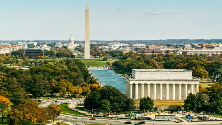 Italia-USA: Urso in volo verso Washington