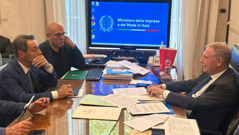 Data center: Urso incontra Fontana, al via Gruppo di contatto tra Governo e Regione Lombardia
