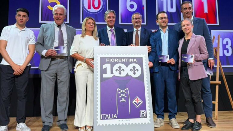 Centenario ACF Fiorentina, Bergamotto: “Il francobollo celebra una storia che appartiene al patrimonio sportivo e identitario dell’Italia”