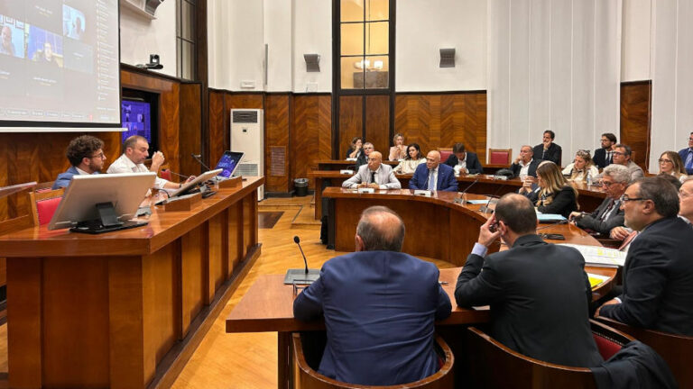 Pfizer: Mimit, al lavoro su soluzione industriale e occupazionale per futuro sito Catania